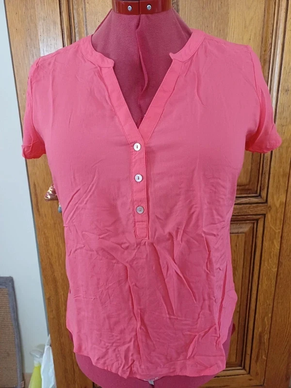 Branded Yessica blouse size 40 new – photo 2